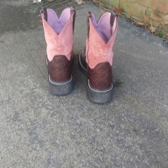 Wemens Boots size 7.5 - Picture 5 of 7